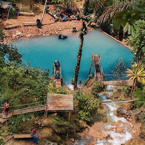 Dalam safari malam, kamu berkesempatan menjelajahi kehidupan malam satwa liar dengan kereta wisata terbuka dan dipandu oleh guide taman safari bogor, menikmati wahana permainan serta menonton dua pertunjukan. Tiket Masuk Tekaan Telu Waterfall - Dowes29.com: Lokasi ...