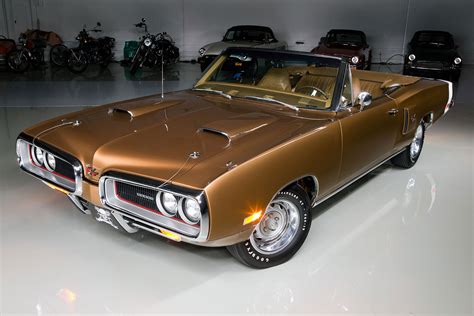 Rare Junkyard Find 1970 Dodge Coronet Rt Convertible With 426 Hemi
