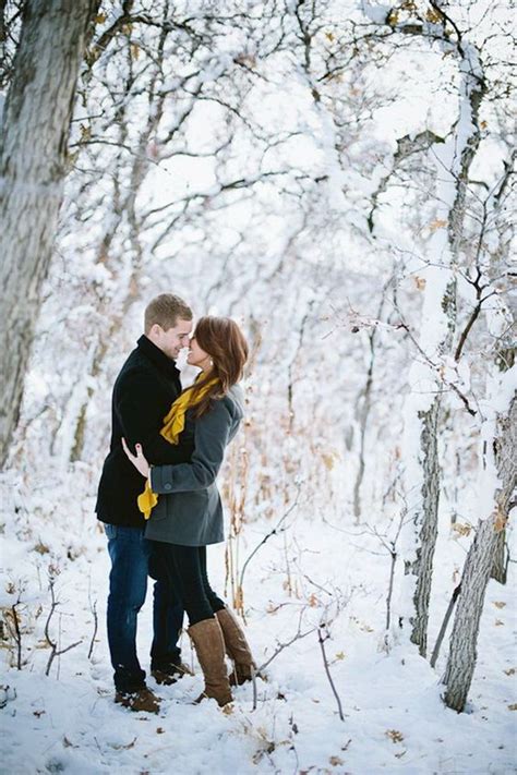 30 Winter Engagement Photo Ideas To Warm Your Heart Page 2 Of 2