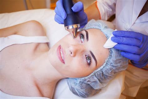 Cosmetology Spa Woman Doing Procedures On The Face Stock Image Image Of Model Face 93735655