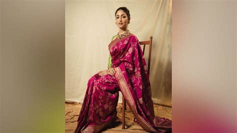 Yami Gautam Looks Stunning In Silk Zari Saree For Ganesh Chaturthi गणेश चतुर्थी के लिए यामी