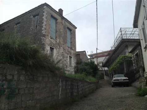 Από την πόλη και 3 από την κατούνα της οποίας αποτελεί επίνειο βρίσκεται ο οικισμός της λυγιάς. ΚΑΤΟΥΝΑ ΞΗΡΟΜΕΡΟΥ ΑΙΤΩΛΟΑΚΑΡΝΑΝΙΑΣ - YouTube