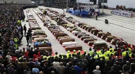 Di gianluca pace pubblicato il 3 aprile 2019 11. TERREMOTO L'AQUILA: GOVERNO RICHIEDE SOLDI A FAMILIARI ...