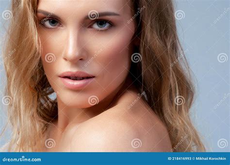 Beautiful Blonde With Wavy Hair Close Up Stock Image Image Of Perfect