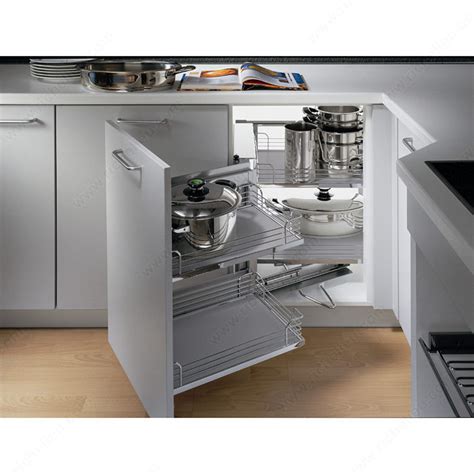 Corner köksskåp är det ensamaste, mörkaste och mest avlägsna rummet i ditt kök. Magic Corner Set with Grey Arena Baskets - Richelieu Hardware