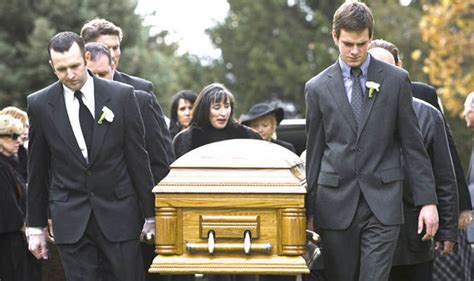 Sky High Funeral Costs Force Bereaved Families Into ‘pauper Send Offs