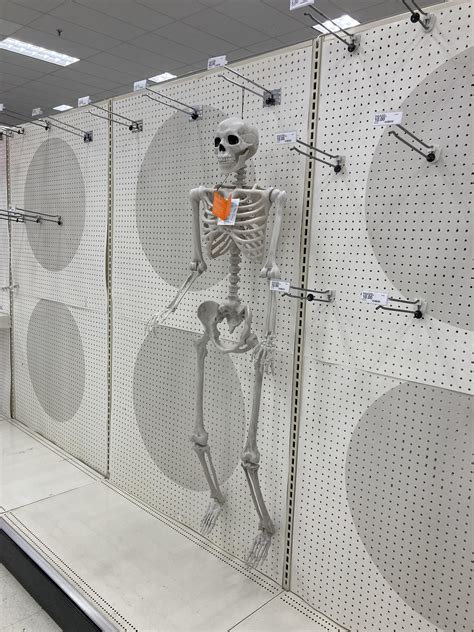 It begins : r/JumpChain