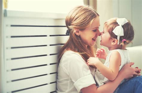 Vínculo Entre Madre E Hija El Más Poderoso De La Familia Revela Estudio