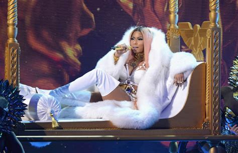Nicki Minaj Wows At Nba Awards With Kinky Pvc Outfit Daily Star