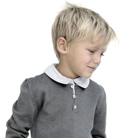 Little boy haircuts for straight hair 2018. Große Frisuren und Haarschnitte Ideen für Little Boys 2018 ...