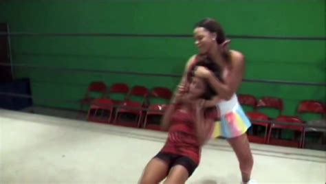 Female Wrestling Sleeper Hold Slow Motion Women Vs Women Best Video Wrestling Видео Dailymotion