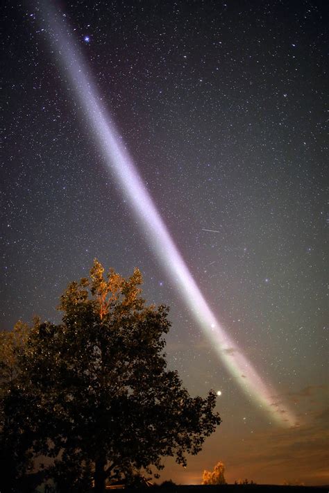 An Entirely New Celestial Phenomenon Named Steve Aurora Like Purple
