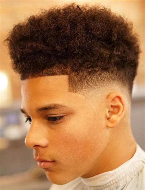 Épinglé Sur Fade Haircuts For Black Men