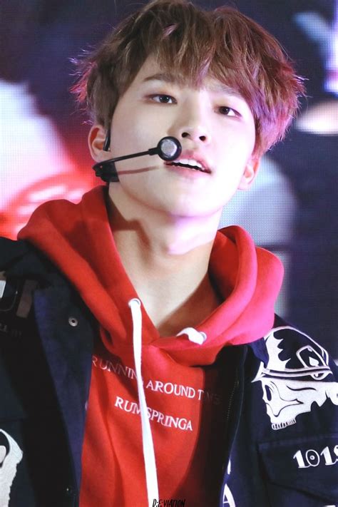 He is the member of the boy group seventeen and also member of the performance team. Seventeen | Dino | Cantores, Rapper, Michael jackson