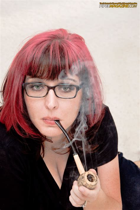 Pin By Ronni Hh On Ladies And Their Pipes Smoking Pipe Women Smoking