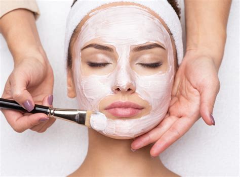 Facial And Clean Up Which One Should You Choose