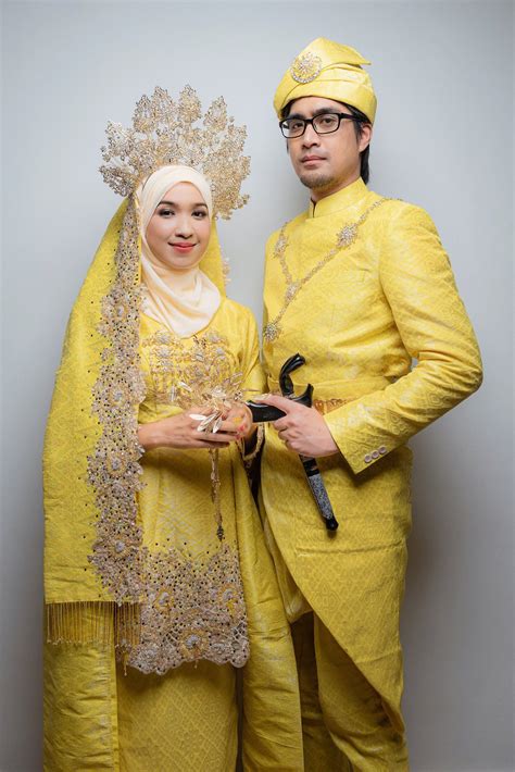 Baju Nikah Sanding Songket Warisan Melayu Kuning Diraja Wedding Suits