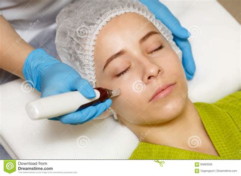 Hardware Cosmetology Mesotherapy Stock Photo Image Of Body Cream