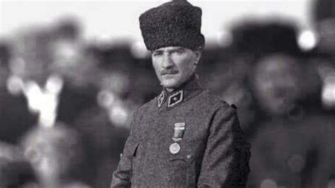 Mustafa Kemal Pa A Ya Atat Rk Soyad Ndan Nce Bu Soyadlar Nerilmi