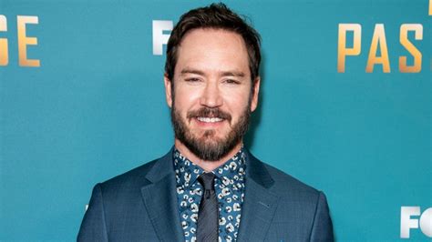 Mark Paul Gosselaar Is Watching Saved By The Bell For The First Time
