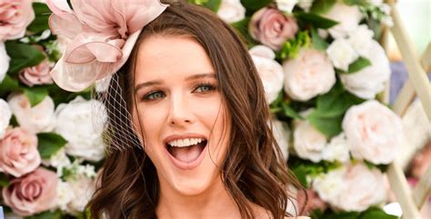 Helen Flanagan Shows Off Baby Bump In Lingerie Entertainment Daily