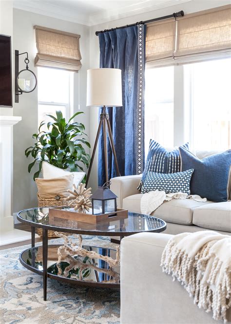 30 Blue And White Living Room Ideas