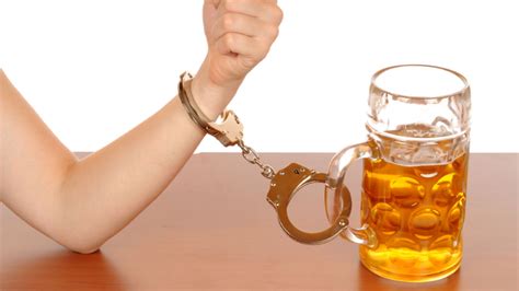 6 Weird Alcohol Laws From Around the Country | Mental Floss