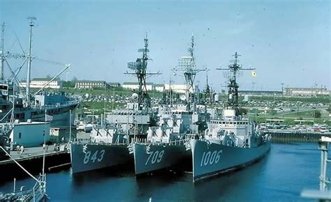 Destroyer Piers Newport Ri Newport Ri Ship Navy
