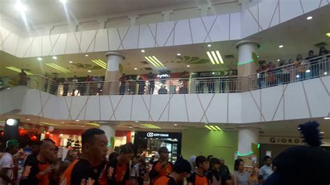 Visited before, aeon bukit jalil itself nothing attractive, been there almost every week but not from klang. Tarian Singa di AEON MALL BUKIT RAJA KLANG - YouTube