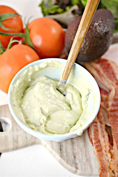 Have you ever noticed how when you take the first few bites of a portion of food it tastes so good, but after a while, it's like you can't even taste it? Keto Wraps! BEST Low Carb Turkey BLT Wrap Recipes - Keto ...