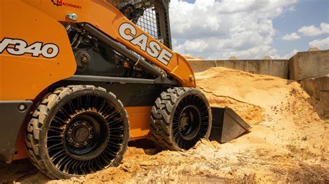 Michelin Adds New Size To Tweel Skid Steer Tire Lineup