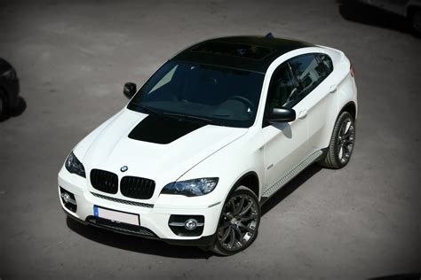 And the bmw x6 m isn't exactly a suzuki jimny. BMW X6 TEILFOLIERUNG IN MATT SCHWARZ | Nato-Oliv.com