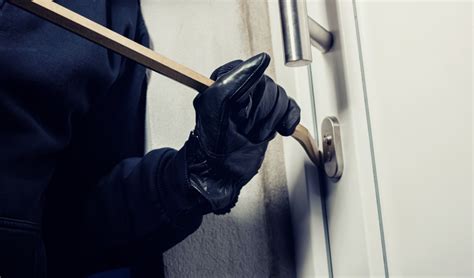 5 Quick And Easy Ways To Protect Your Home From Intruders Mom Life With P
