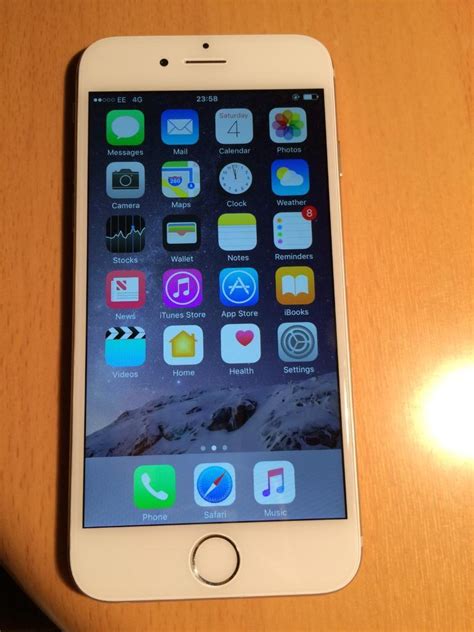 Apple Iphone 6 64gb White Silver Unlocked Brand New Condition In