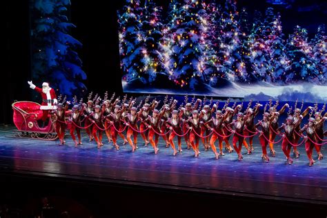 Christmas Spectacular Starring The Radio City Rockettes A Partir De 8