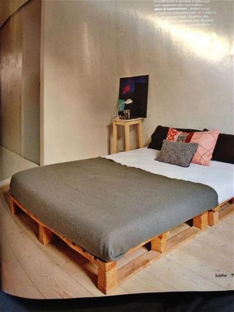 Beberapa project diy dari bahan kayu pallet, dengan konsep yang unik kayu ini memang sedang hits terutama bagi kamu yang hobi dan ingin mempercantik rumahmu dengan konsep dan design. 28 DIY Katil Kayu Pallet Yang Super Kreatif Wajib Anda ...