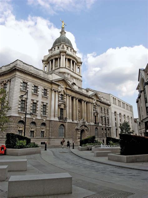 Old Bailey | History, Building, Trials, London, Bombing, V for Vendetta