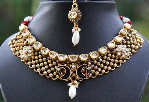 Stunning Kundan And Pearl Necklace Set