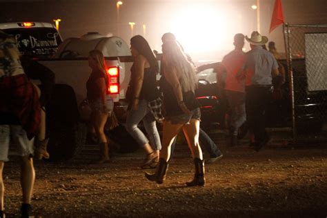 59 Dead Hundreds Hurt At Vegas Concert In Deadliest Mass Shooting In U