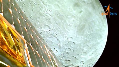 Indias Chandrayaan 3 Moon Rover Enters Lunar Orbit Snaps Stunning