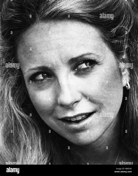 Close Encounters Of The Third Kind Teri Garr 1977 ©columbia Pictures