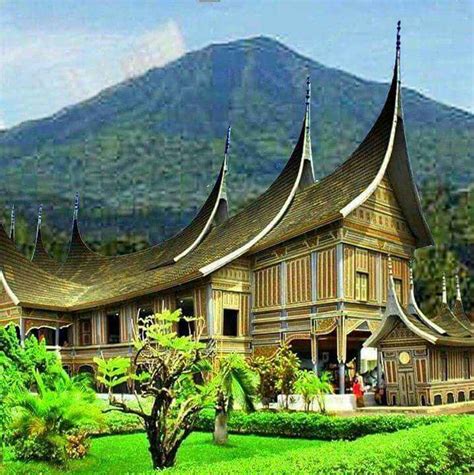 Selamat menonton semoga terhibur dan langsung. Rumah Adat (Gadang) Sumatera Barat: Bagian, Makna