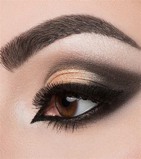 Dramatic Cut Crease Arabic Eye Makeup Tutorial With