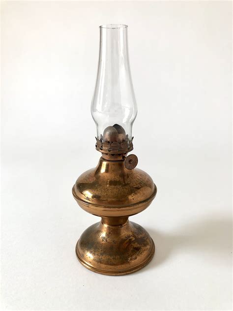 The Benefits Of Using A Hurricane Oil Lamp Lamp Ideas