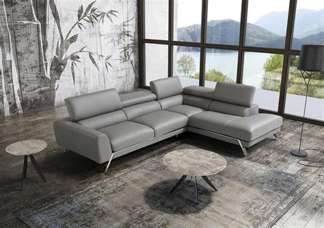 A leather sofa is sure to become a tried and true staple in your home. Italian Leather Sectional Sofa JM Lux | Leather Sectionals
