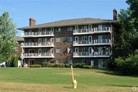 Please be sure to call or email me with any questions you may have. Parkview Apartments Apartments - Maplewood, MN ...