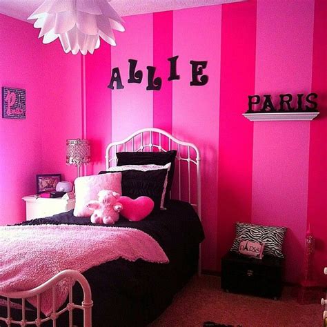 Lovin The Hot Pink N Black Little Girls Room Hot Pink Girls Bedroom
