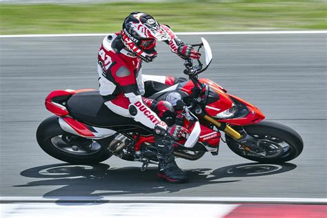 New Ducati Supermoto Hypermotard 950 Sp For Sale At Ducati Maidstone