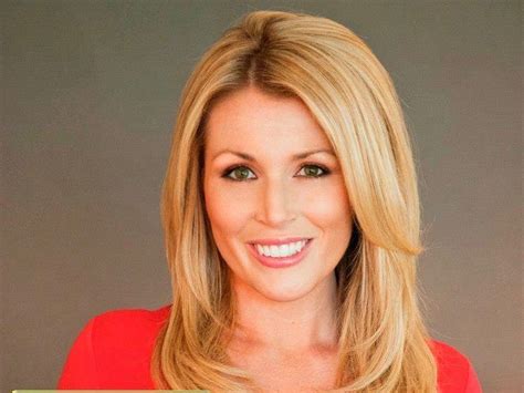 Boston Anchor Reveals Shes Pregnant And Battling Breast Cancer