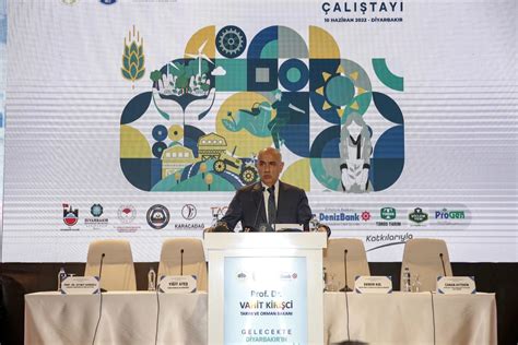 Tarım ve Orman Bakanı Vahit Kirişci den Diyarbakır da yaş koza